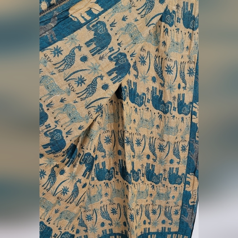 Animal Woven Elephant Giraffe Antelope Shawl Scarf With Tassels.